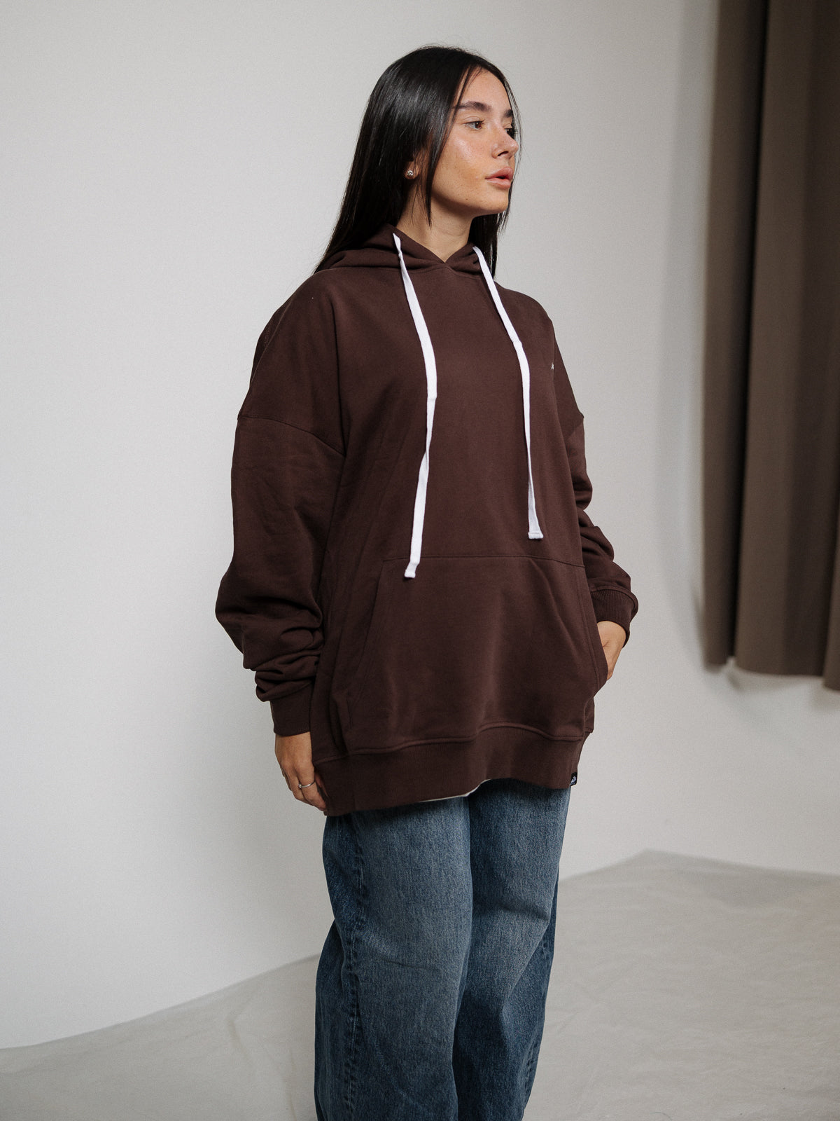 ESSENTIAL HOODIE BROWN