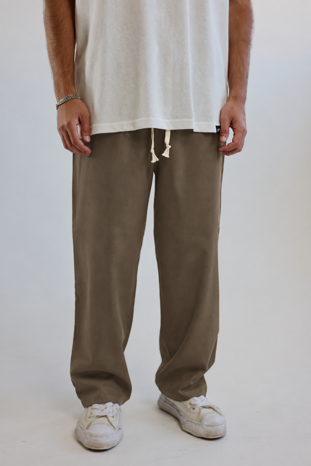 CLASSIC LINEN PANTS BROWN