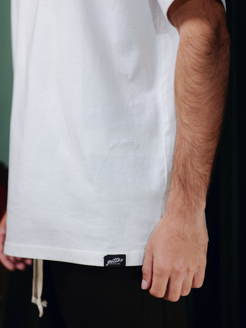 GUTTOS WHITE