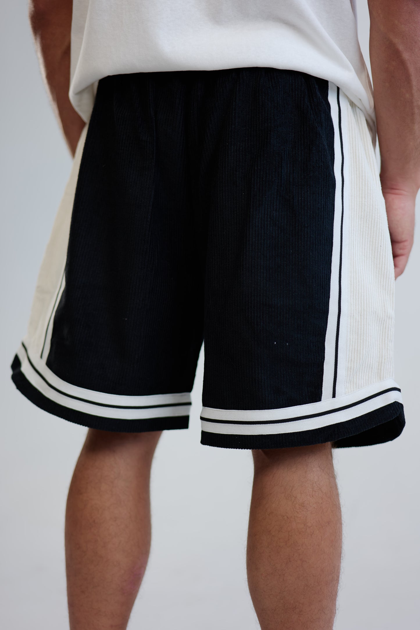 PLUSH BLACK
