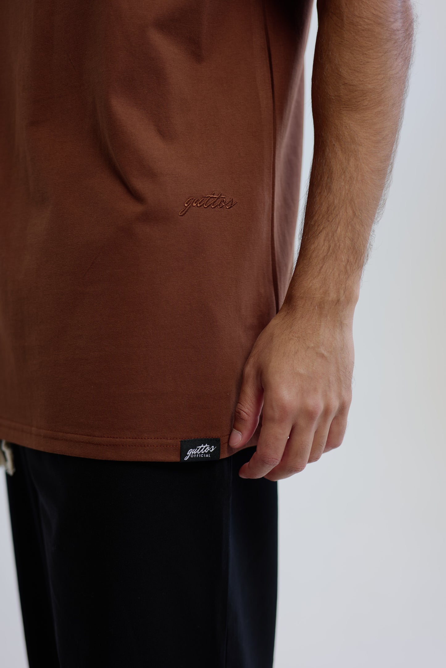 GUTTOS BROWN