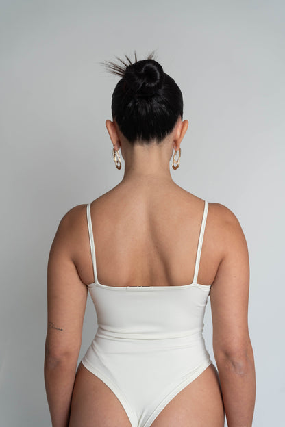 BASIC FIRST WHITE